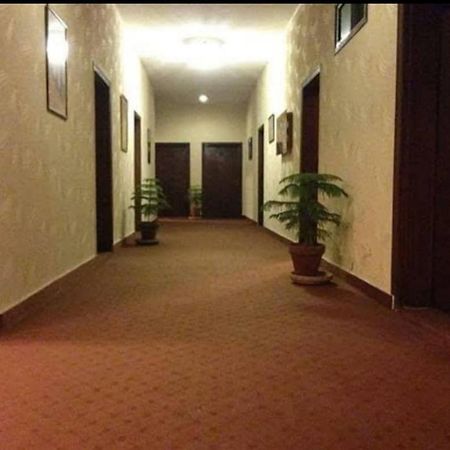 Magnum Hotel 拉合尔 外观 照片